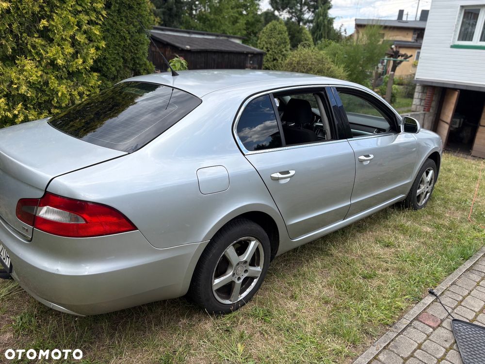 Skoda Superb - 19