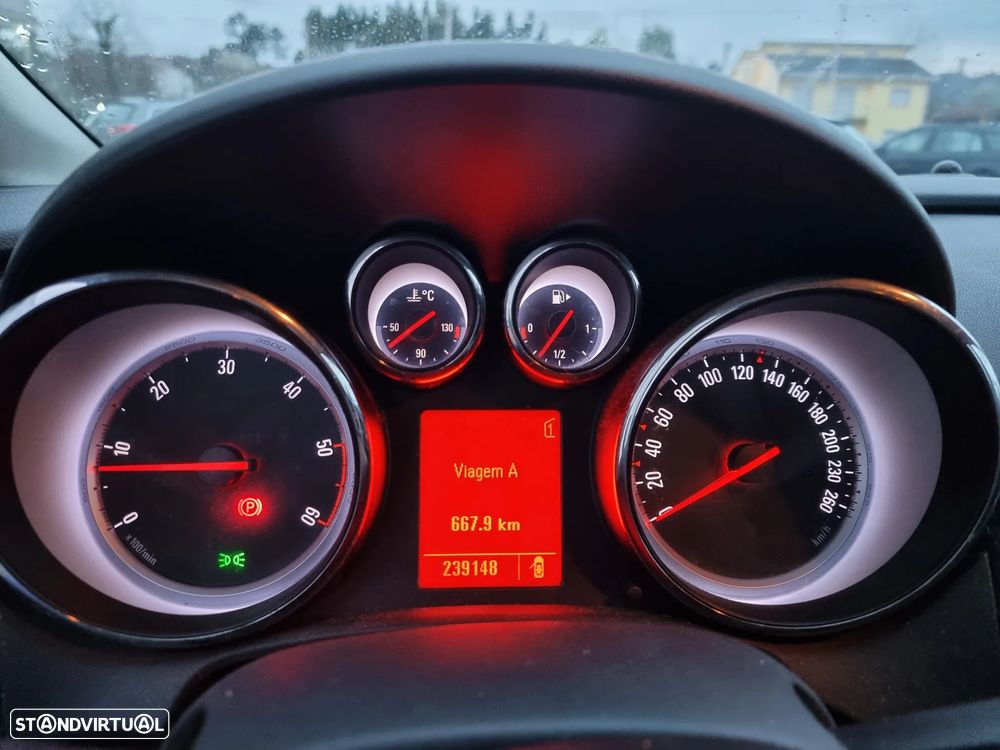 Opel Astra 1.7 CDTI Cosmo - 4