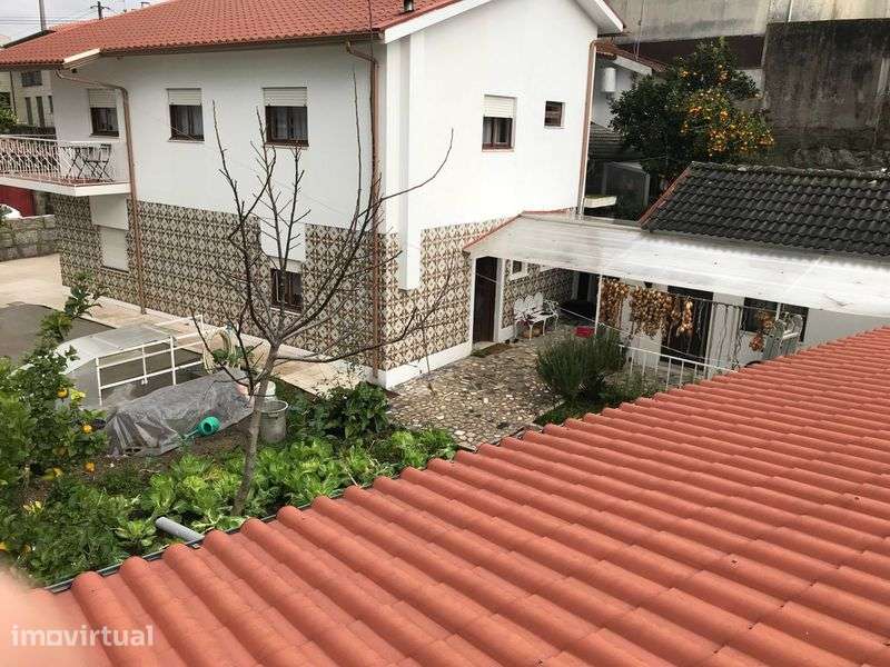 vivenda centro Urgezes permuta - Grande imagem: 2/7
