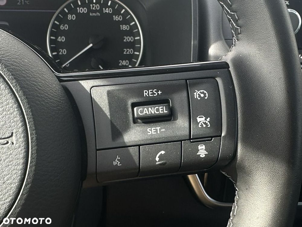 Nissan Qashqai - 24