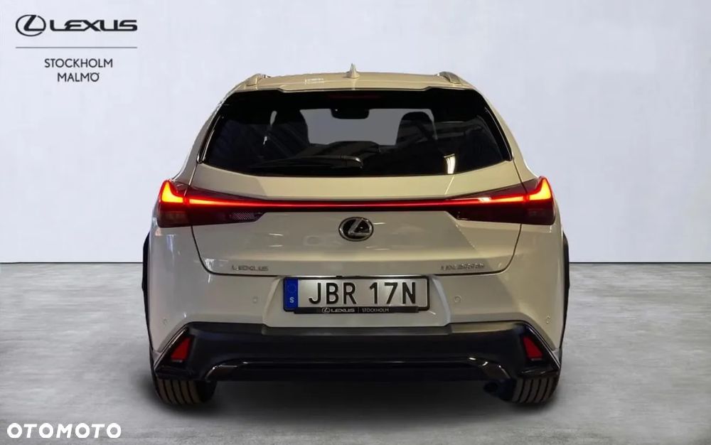 Lexus UX 300h (E-FOUR) Luxury Line - 4