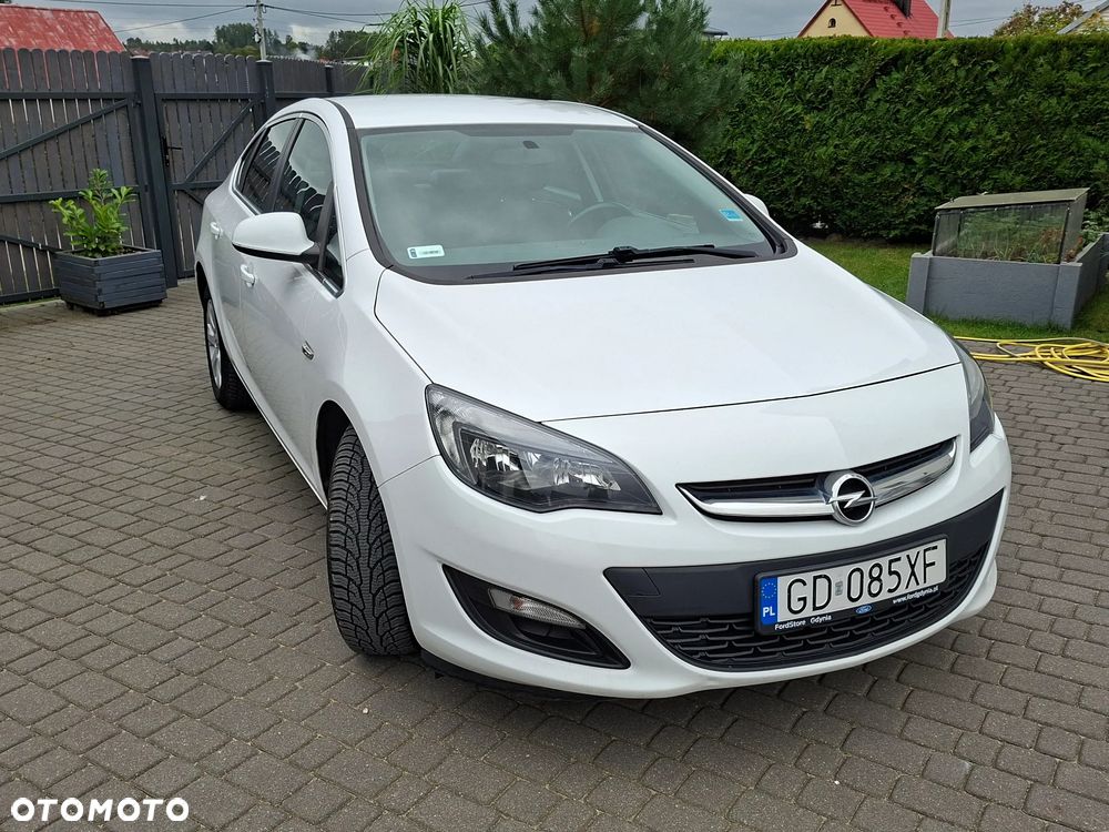 Opel Astra - 1