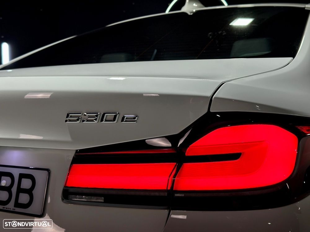BMW 530 e Pack M - 11