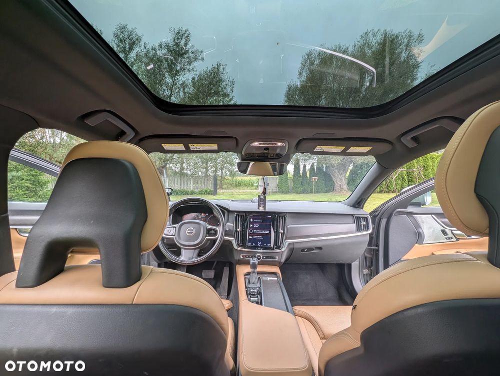 Volvo V90 Cross Country T6 AWD - 14