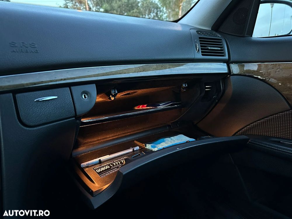 Mercedes-Benz E - 23