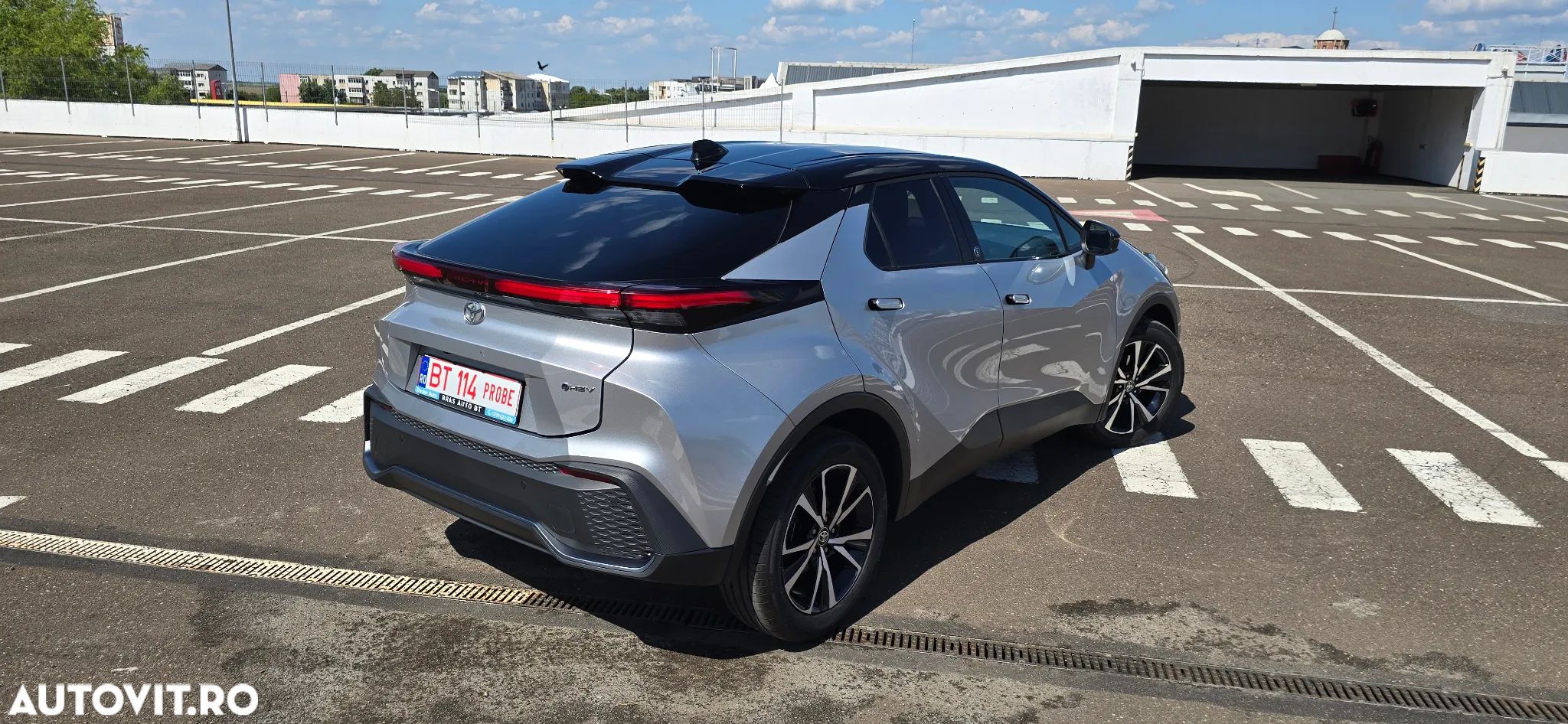Toyota C-HR 1.8 Hybrid Team Deutschland - 5