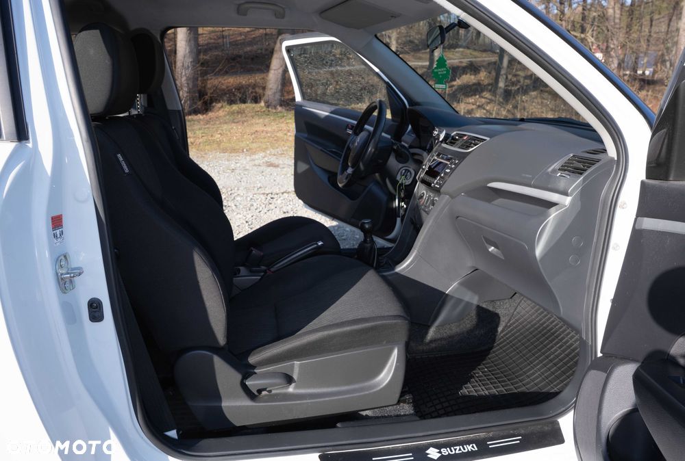 Suzuki Swift - 6
