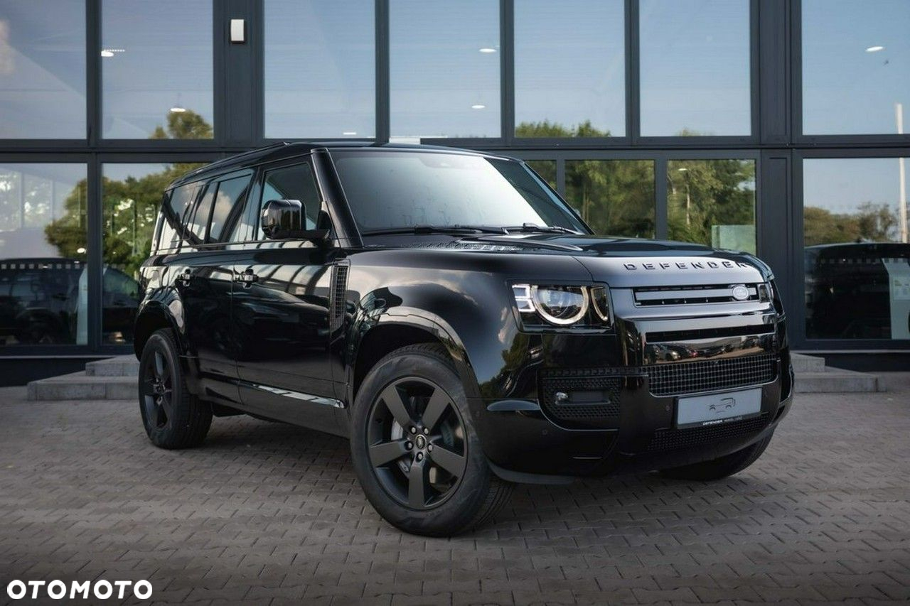 Land Rover Defender - 2