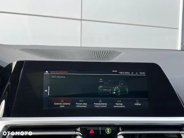 BMW Seria 3 318d Sport Line - 34