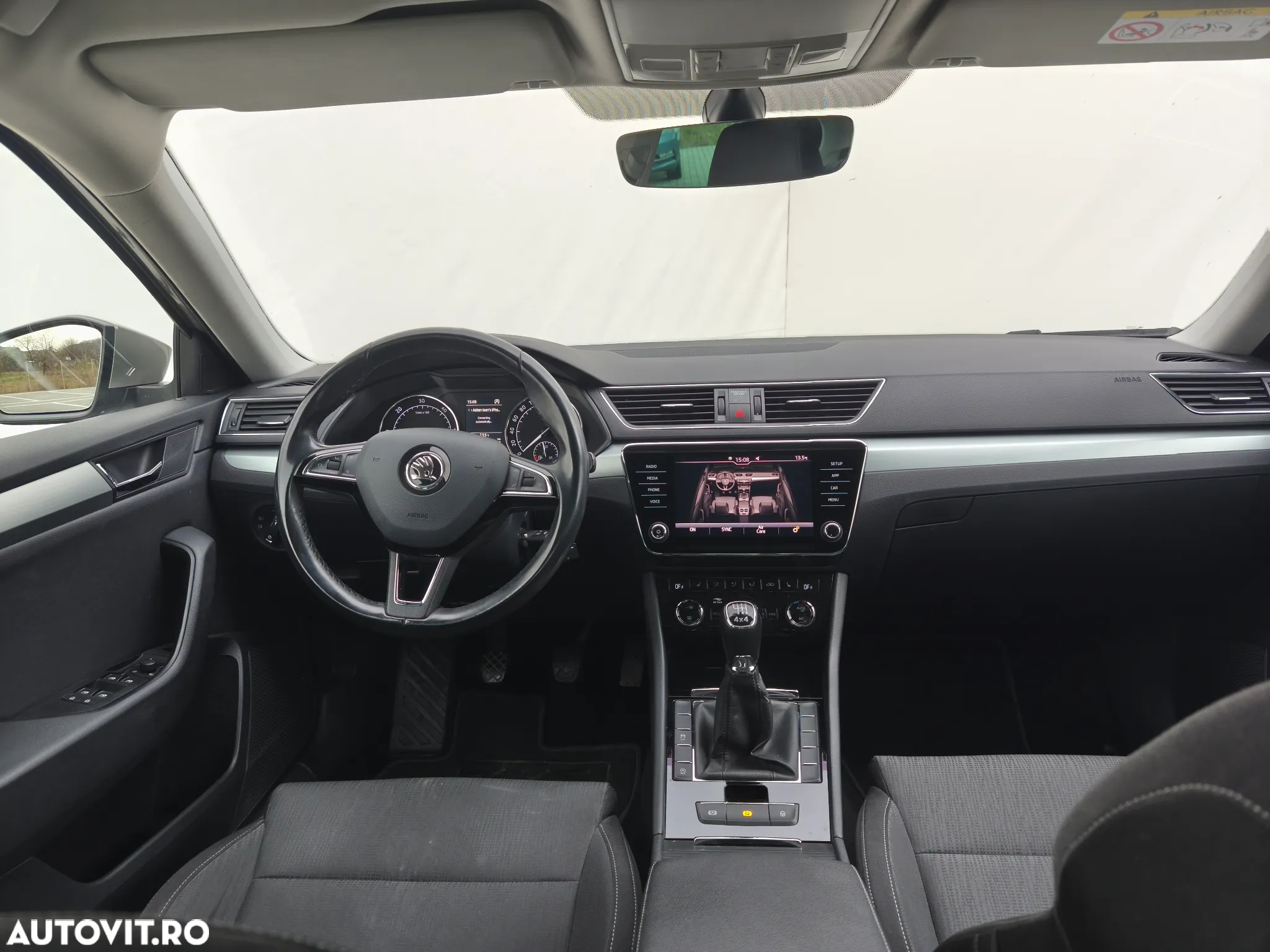 Skoda Superb 2.0 TDI 4X4 Ambition - 21