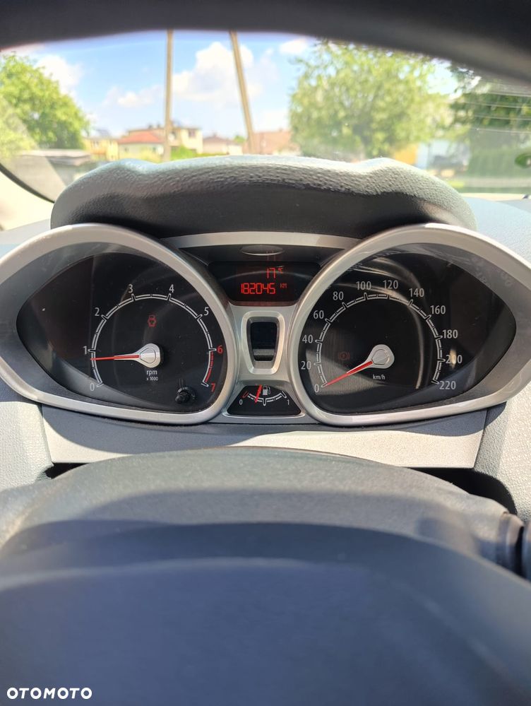 Ford Fiesta 1.6 Ti-VCT Titanium - 5