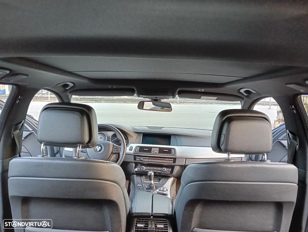 BMW 525 d Pack M - 16