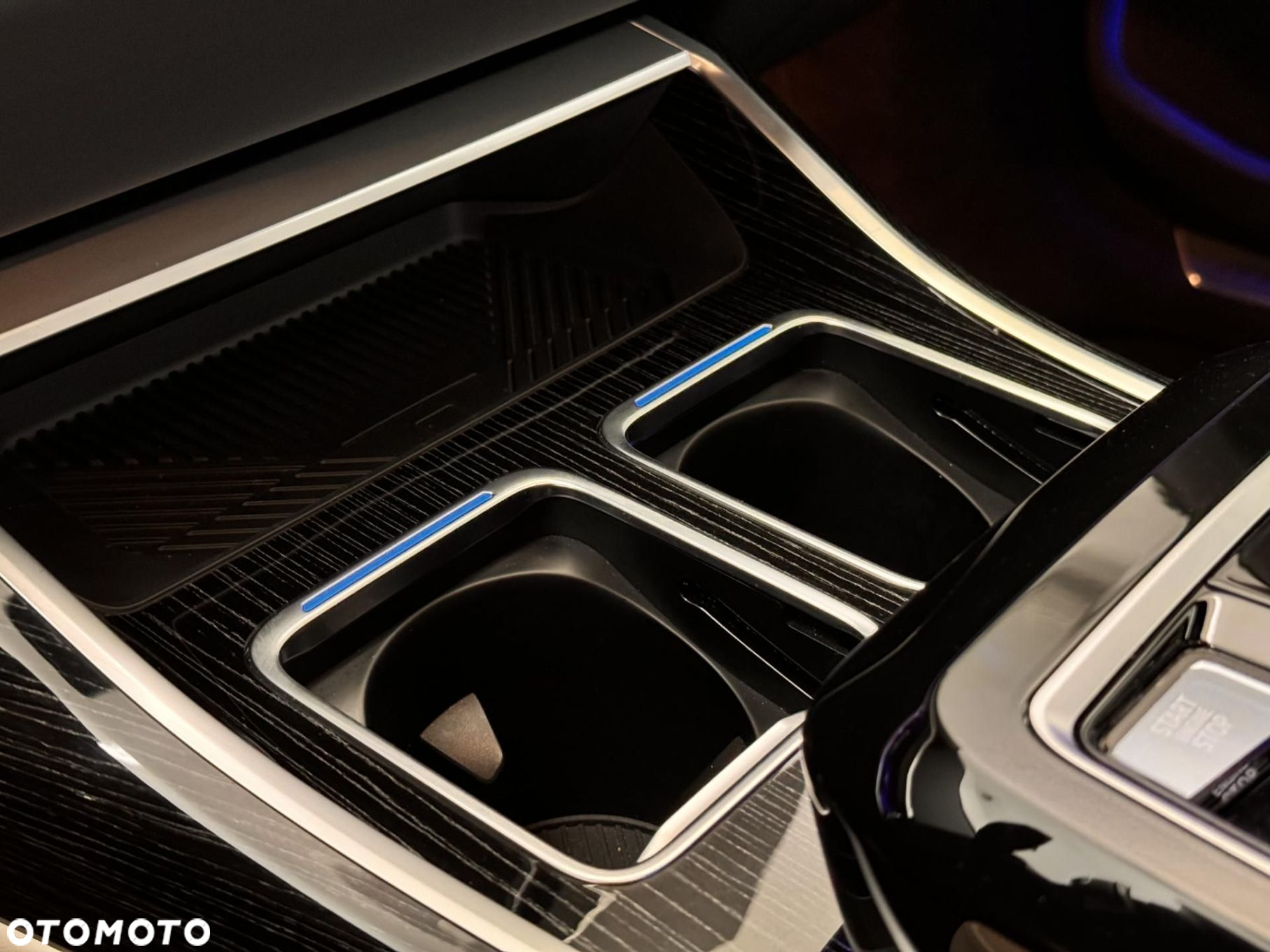 BMW Seria 7 - 25