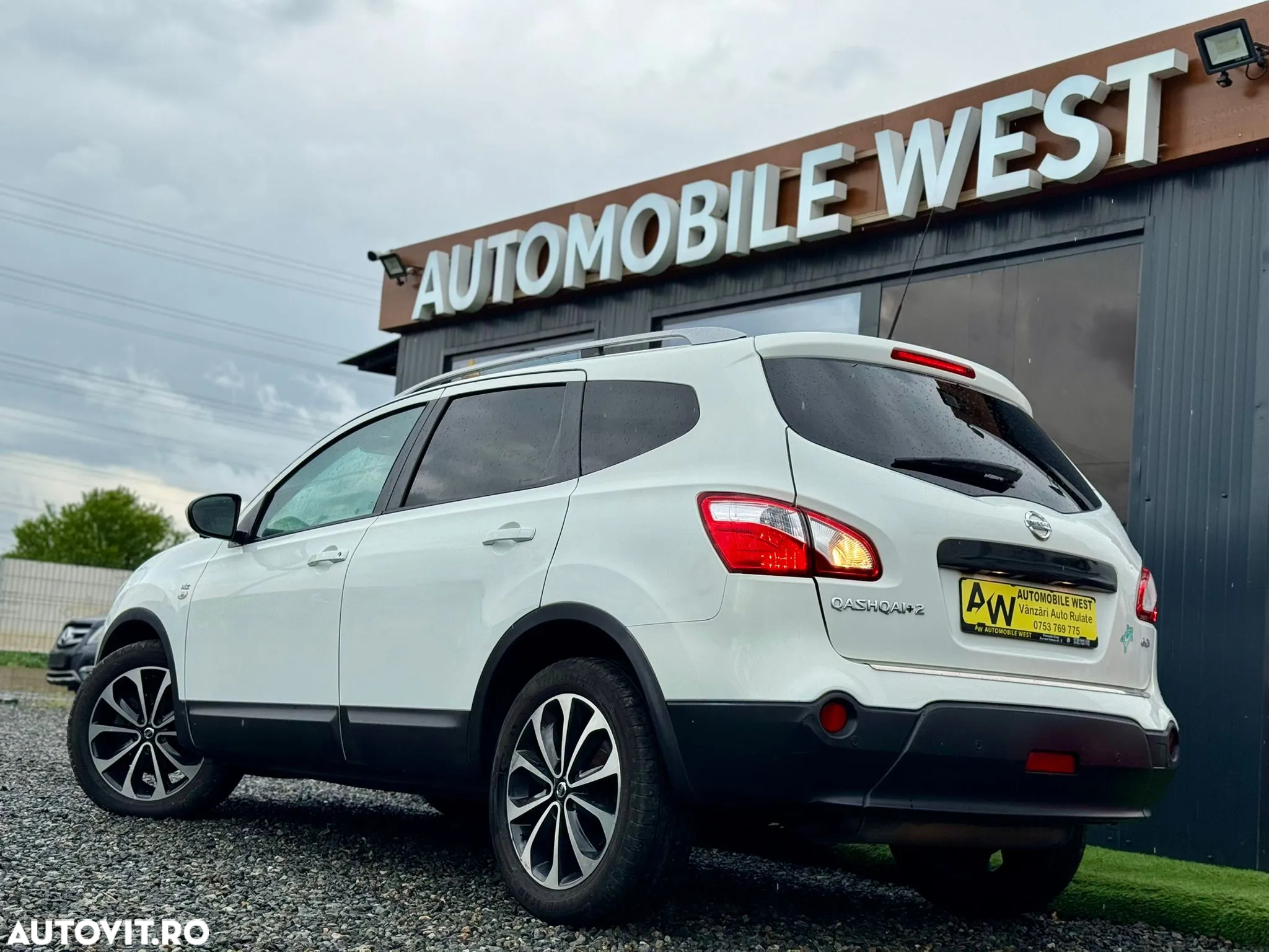 Nissan Qashqai+2 +2 2.0 dCi DPF "All Mode 4x4-i" Aut Tekna - 3