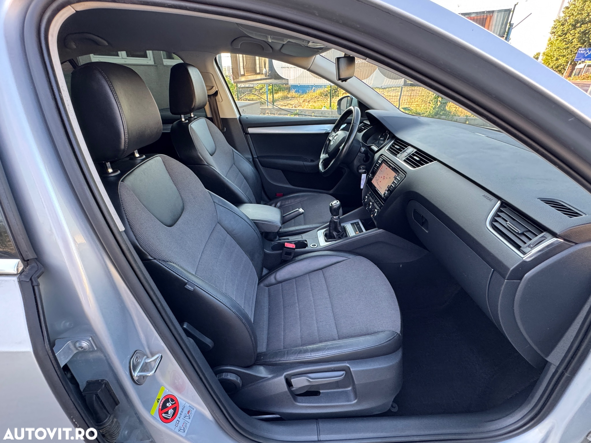 Skoda Octavia 1.4 TSI ELEGANCE - 33