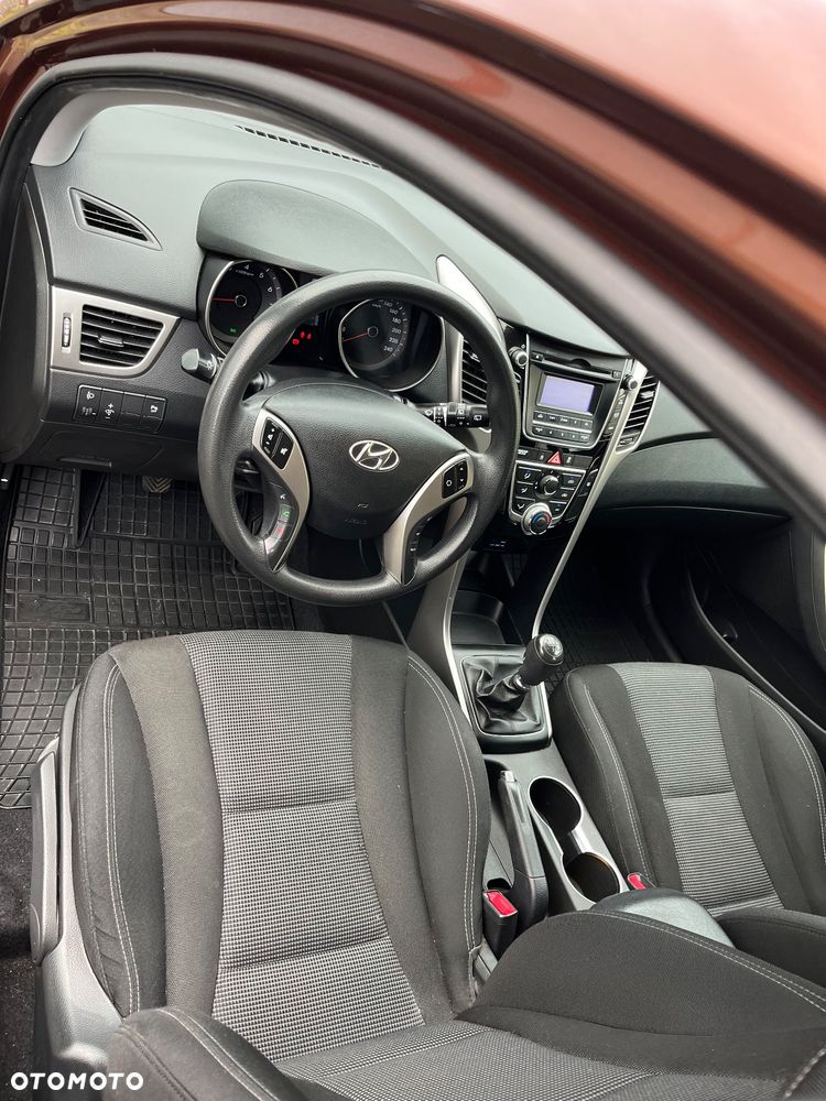 Hyundai i30 1.4 Classic - 12