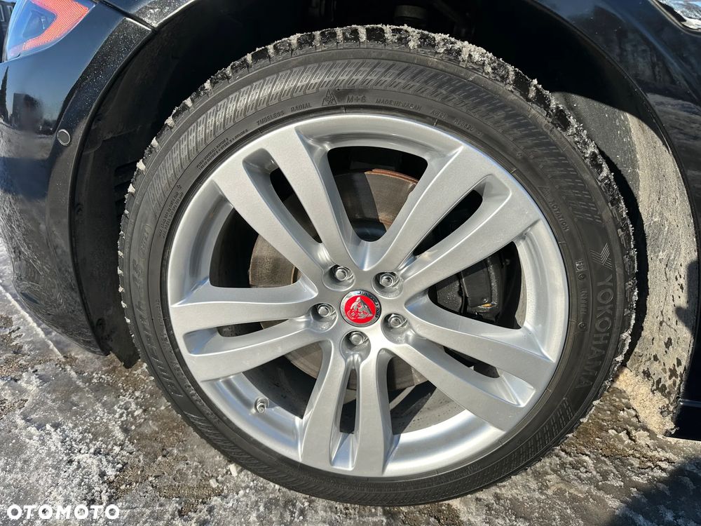 Jaguar XJ 3.0 T LWB AWD Portfolio - 6