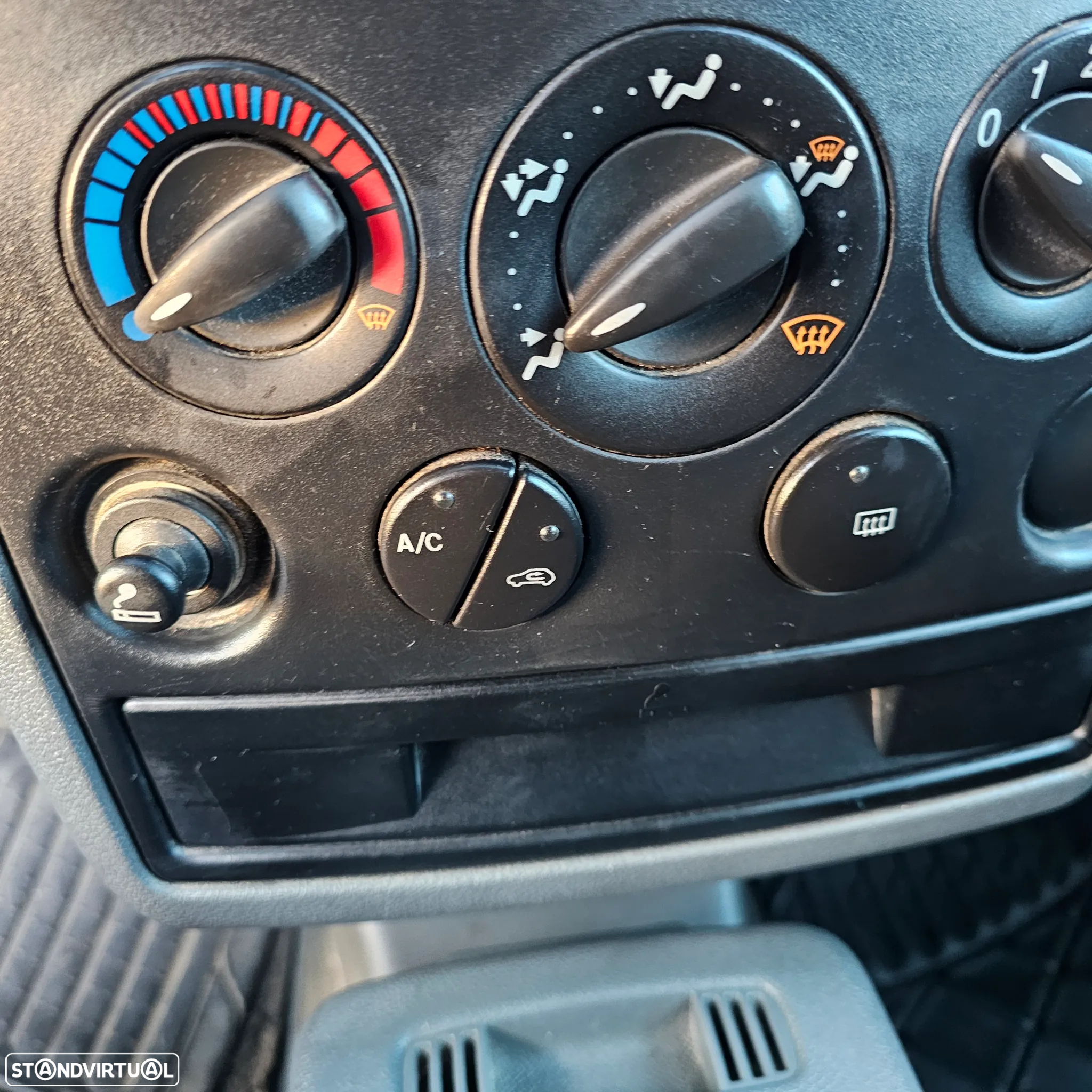 Ford Connect - 14
