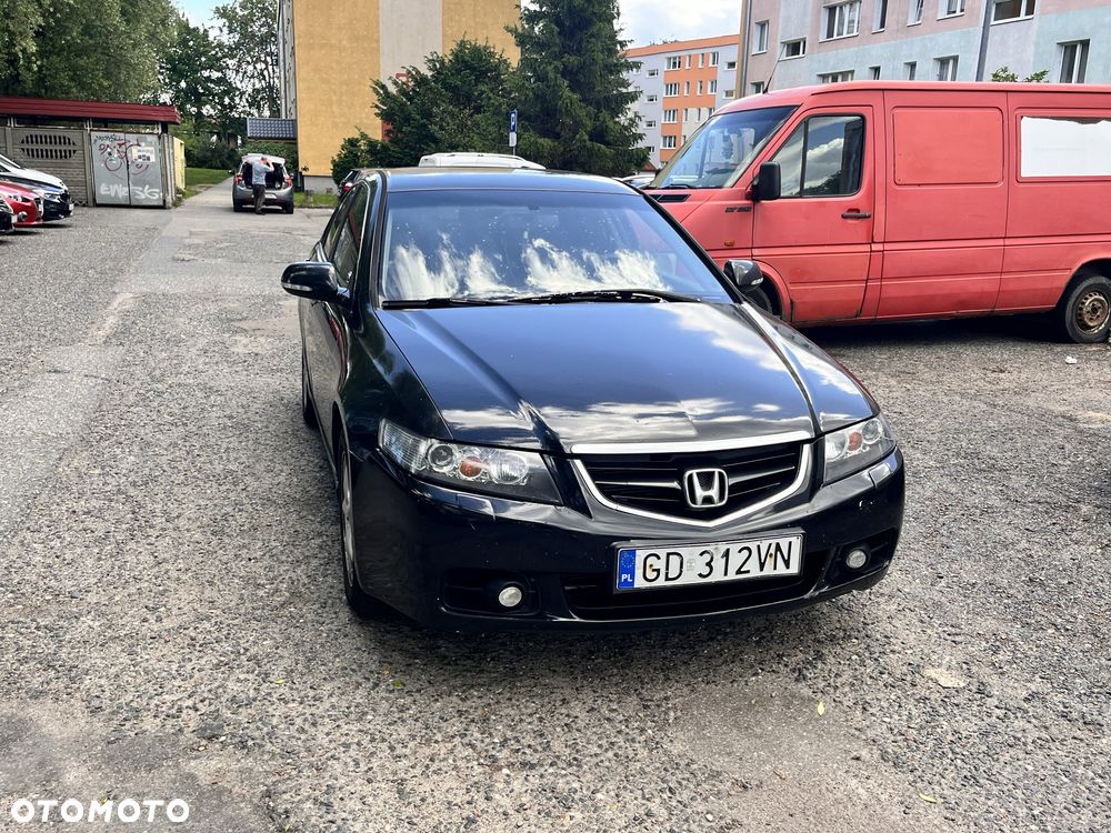 Honda Accord - 1