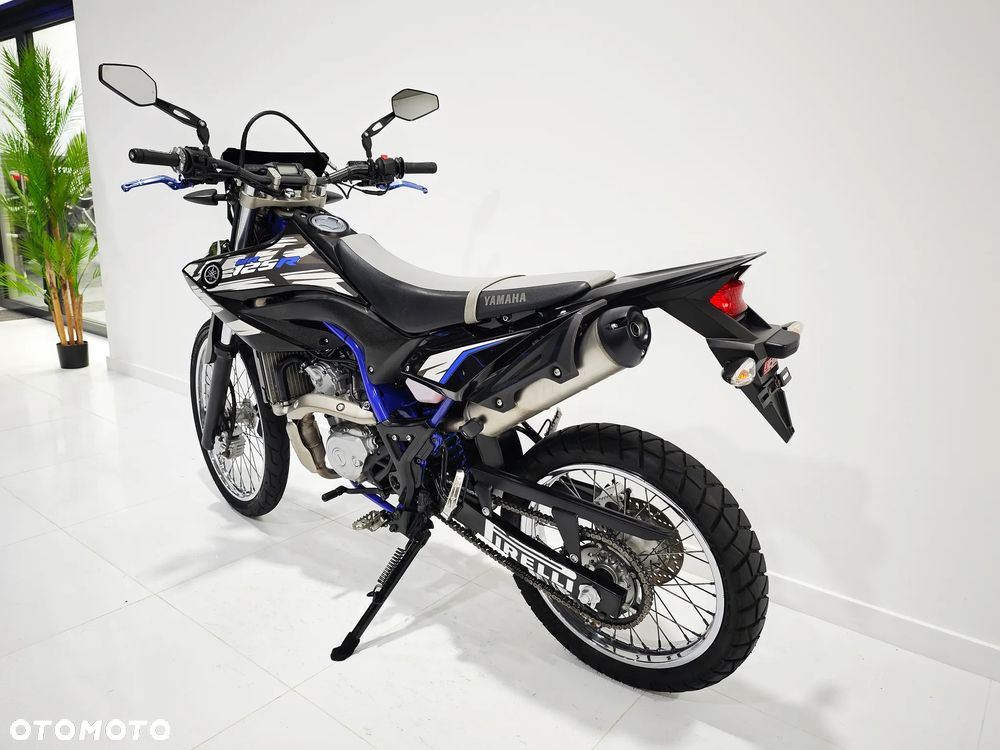 Yamaha WR - 15