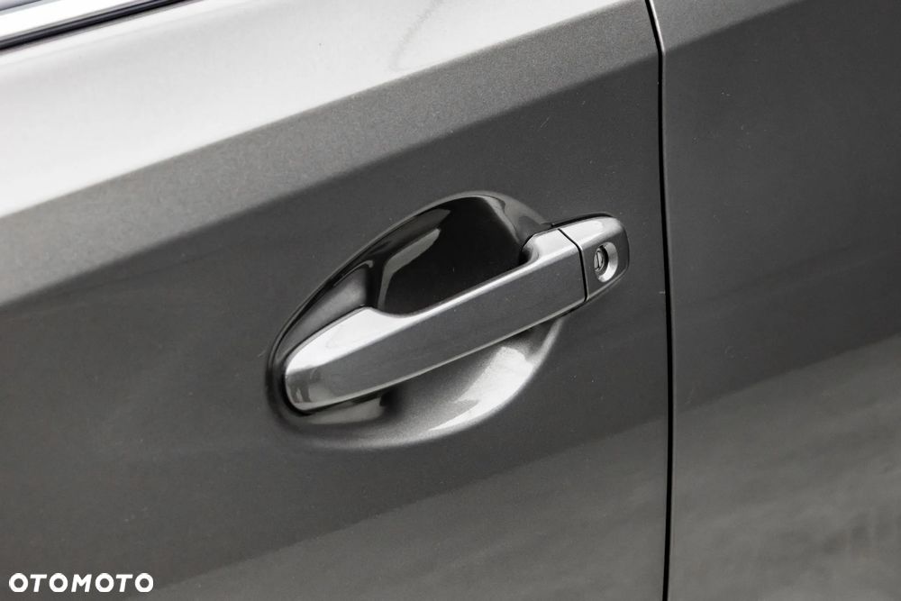 Toyota Auris Hybrid 135 Premium - 33