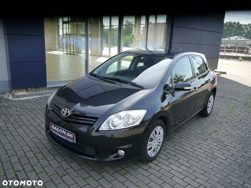 Toyota Auris 1.33 VVT-i Terra - 3