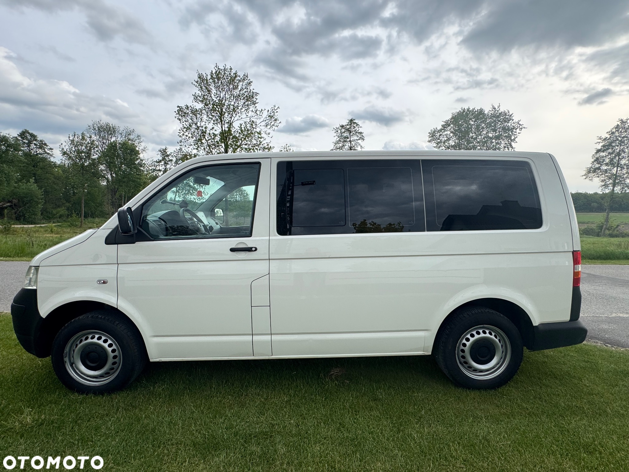 Volkswagen Transporter T5 TDI L2 - 2