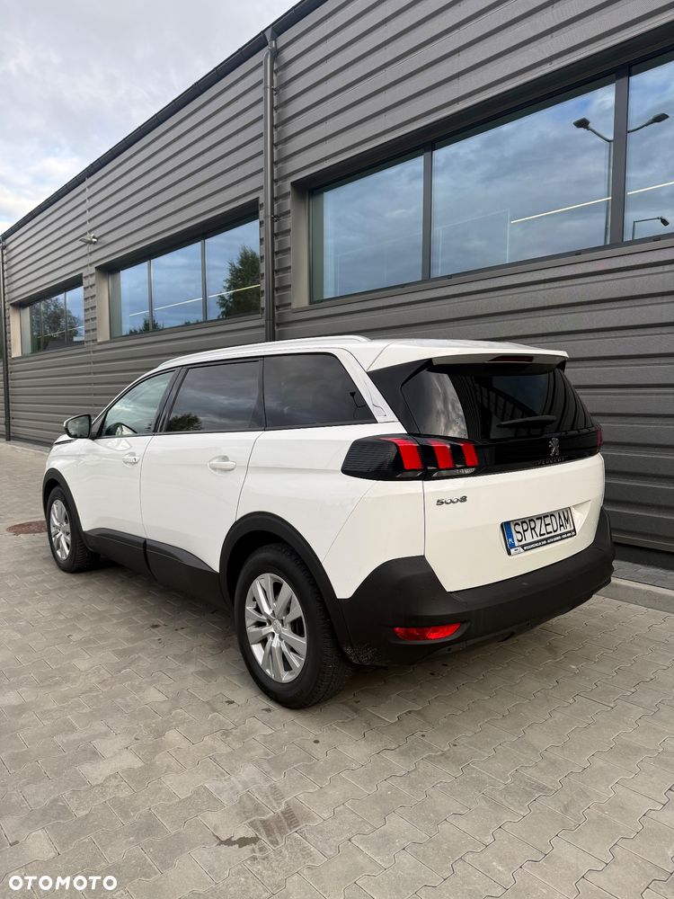 Peugeot 5008 - 6