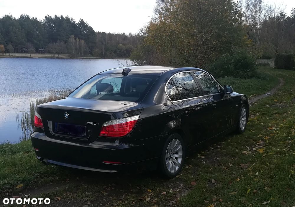 BMW Seria 5 520i - 2
