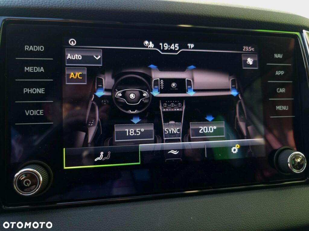 Skoda Karoq 1.0 TSI GPF 4x2 Ambition - 26