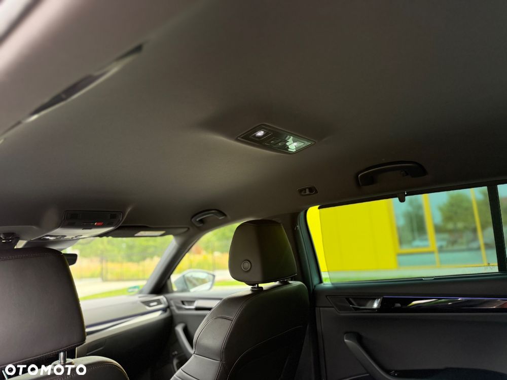 Skoda Superb 2.0 TDI 4x4 L&K DSG - 12