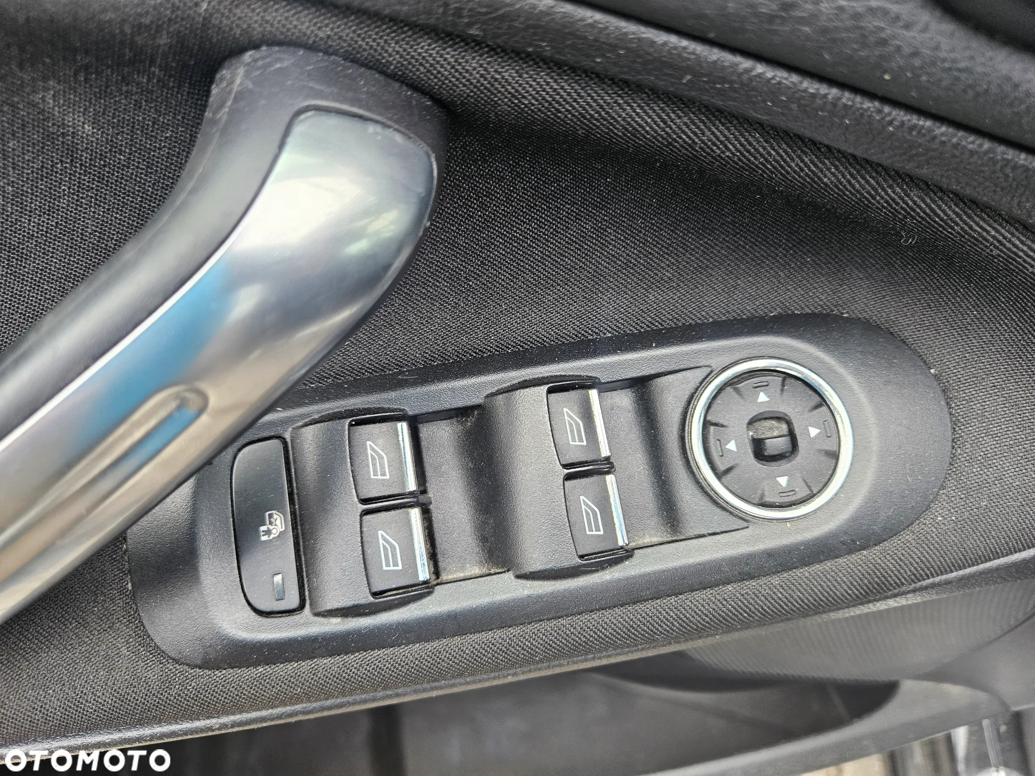 Ford S-Max 2.0 T Titanium - 13