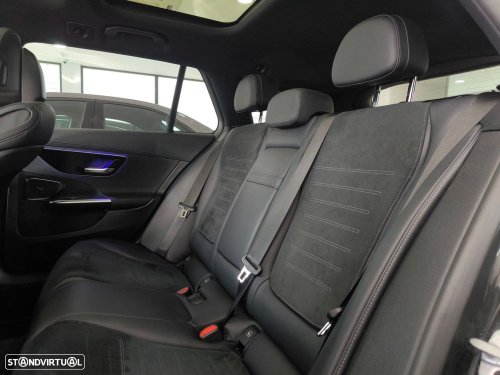 Mercedes-Benz C 300 e AMG Line - 13