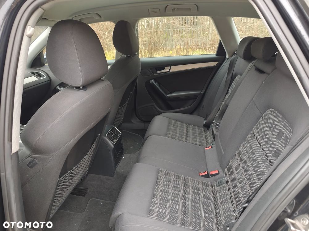 Audi A4 Avant 2.0 TDI Multitronic - 22