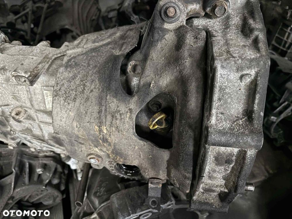 SKRZYNIA BIEGÓW SUBARU LEGACY - 2