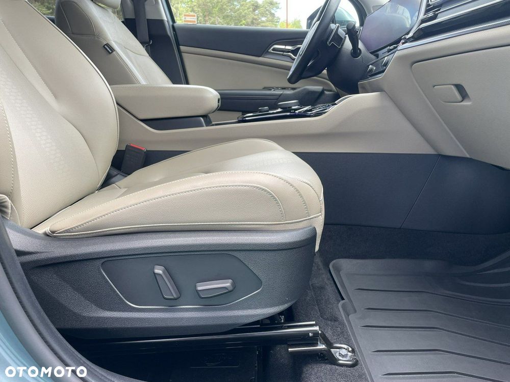 Kia Sportage 1.6 T-GDI HEV Business Line 2WD - 22