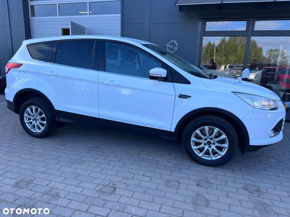 Ford Kuga 2.0 TDCi 2x4 Trend - 26