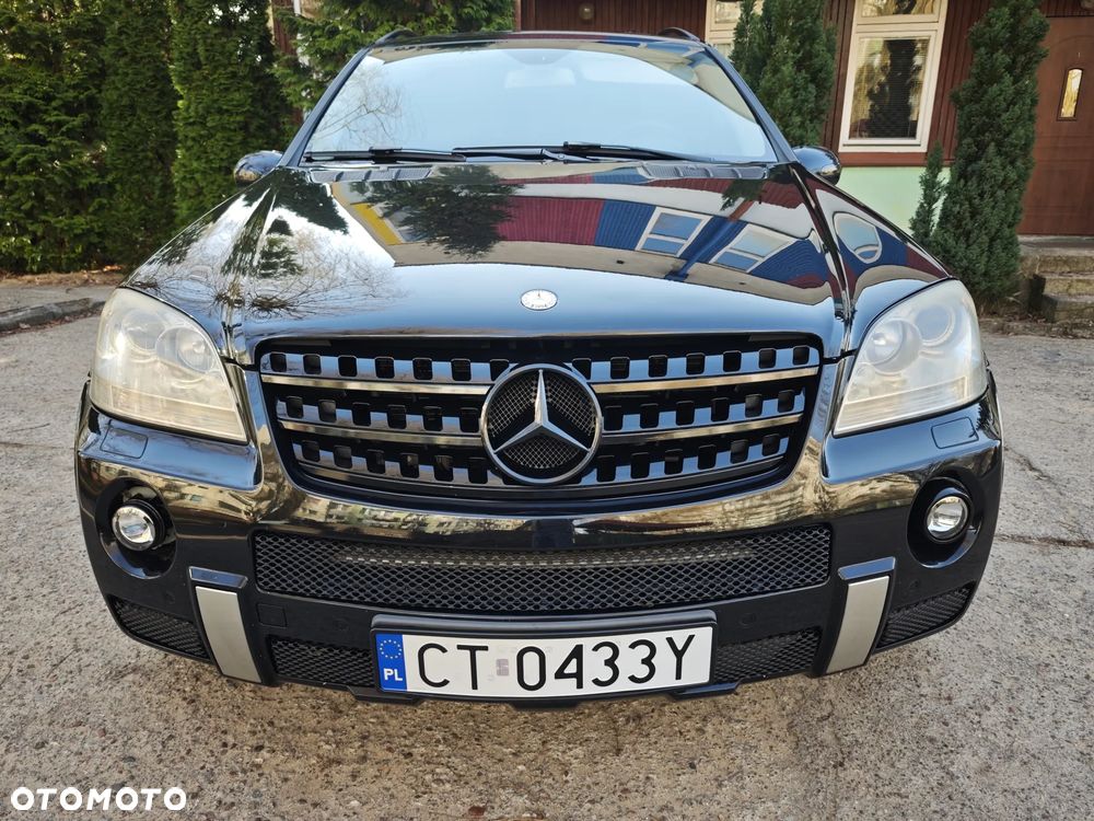 Mercedes-Benz ML 63 AMG 4Matic 7G-TRONIC - 8