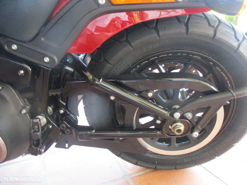 Harley-Davidson Softail 114 FAT BOB - 22