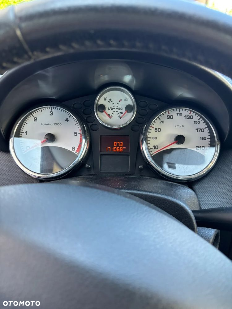 Peugeot 207 1.6 HDi 16V Trendy - 7