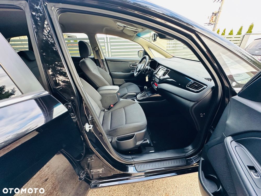 Kia Carens 1.7 CRDi Business Line 7os 7DCT - 17