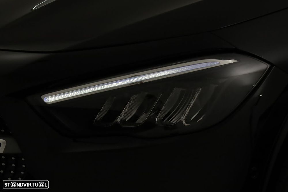 Mercedes-Benz GLA 250 e - 6