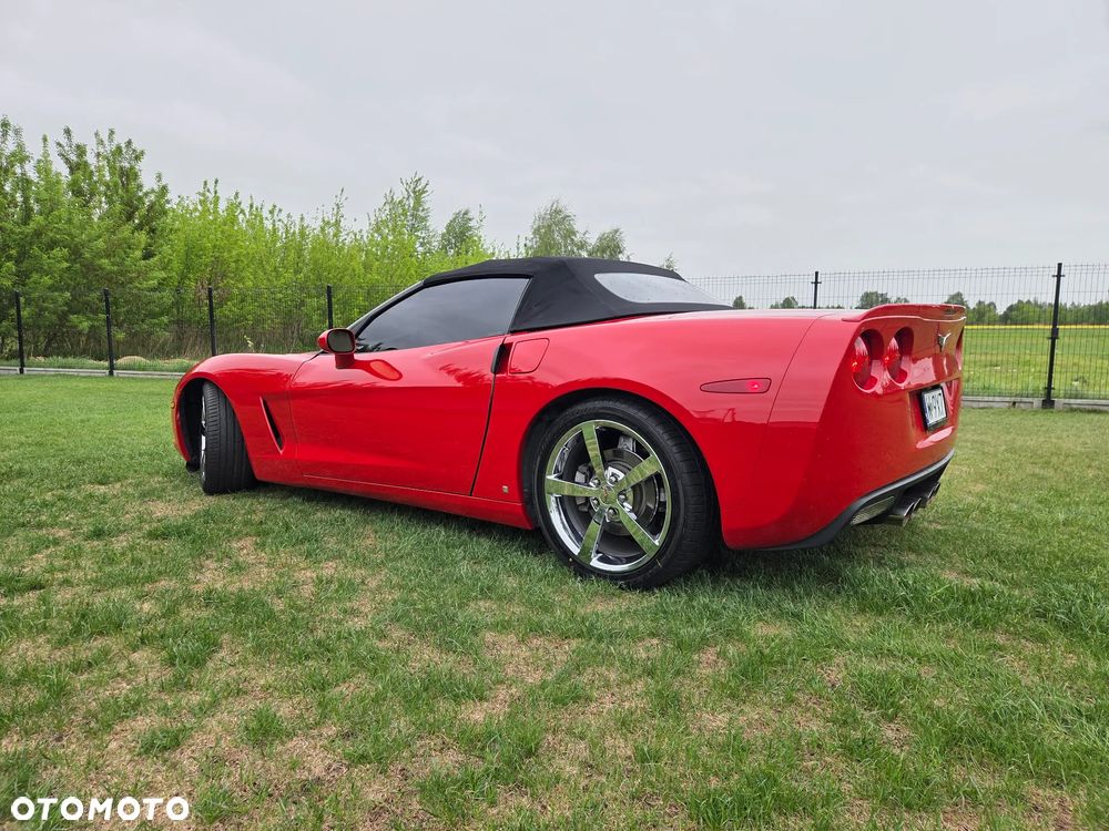 Chevrolet Corvette - 15