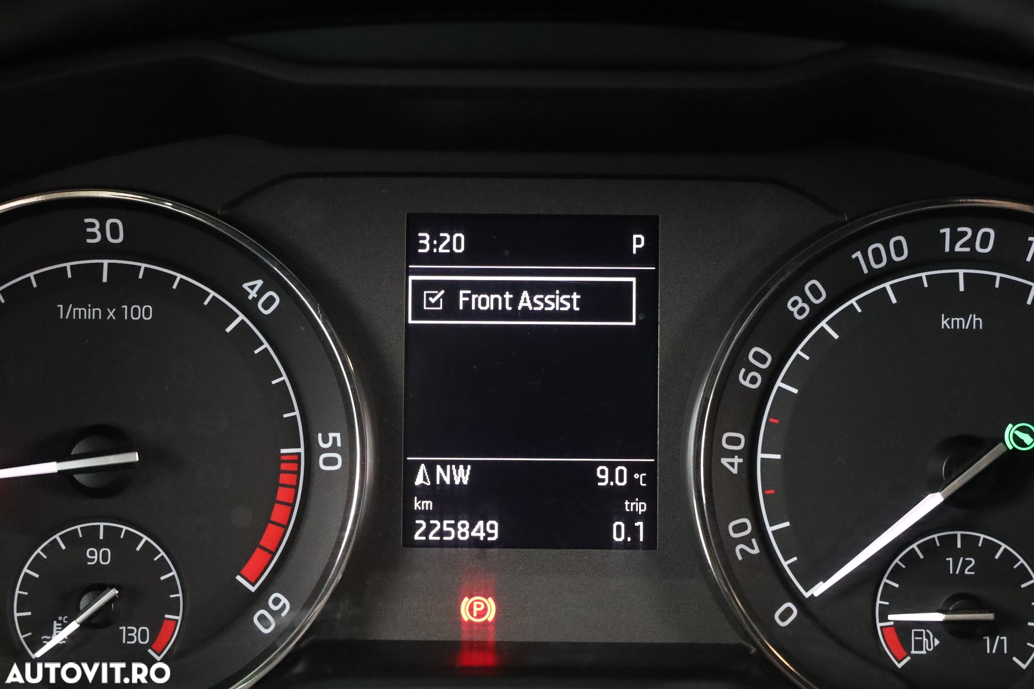 Skoda Superb 2.0 TDI DSG Style - 26