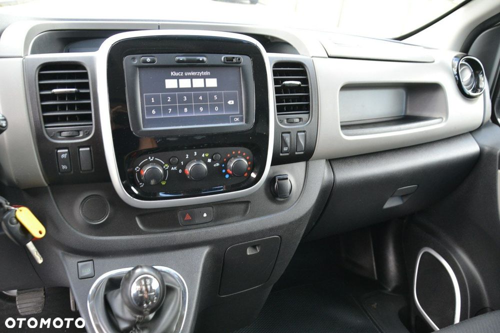Renault Trafic - 15