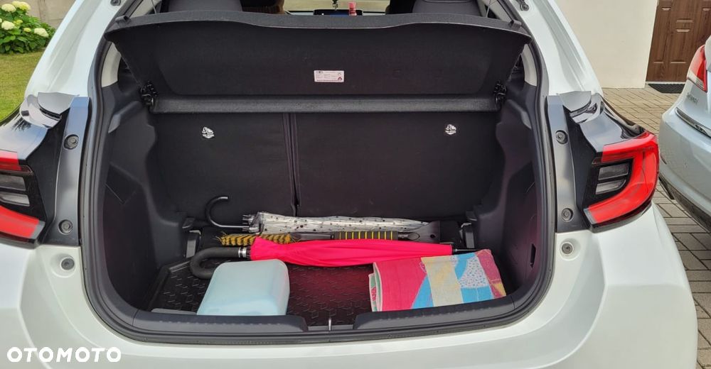 Toyota Yaris - 8