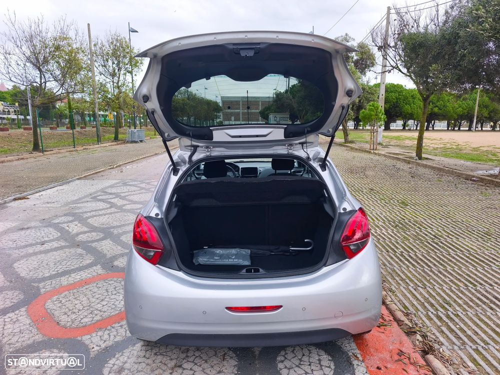 Peugeot 208 1.2 PureTech Style - 7