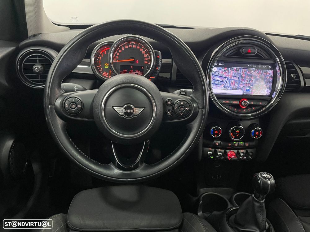 MINI 5 Portas One D - 30