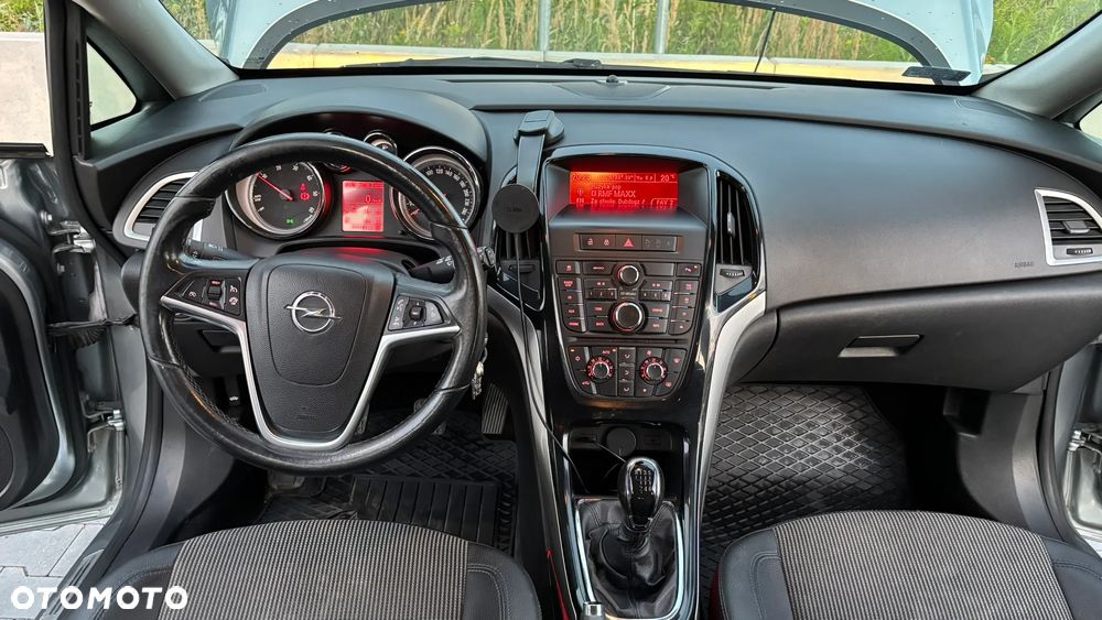 Opel Astra 1.6 CDTI Cosmo - 17