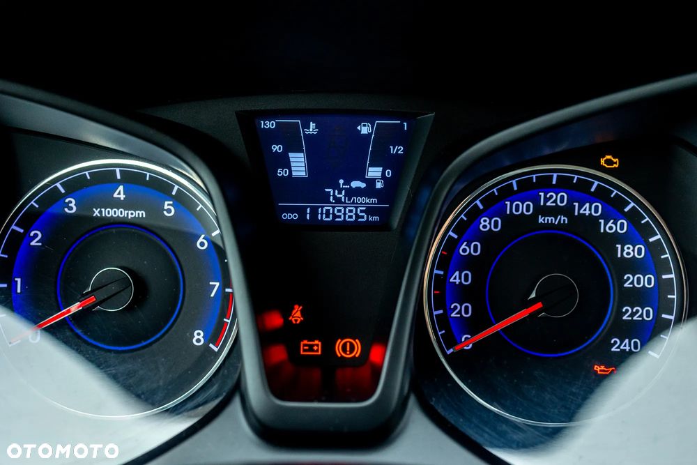Hyundai ix20 1.4 Classic + - 14